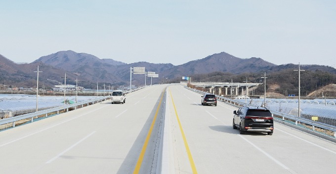 국도대체우회도로(옥률-대룡) 구간 개통-도로철도과(사진2).jpg
